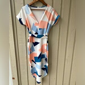 Short-sleeve dress with belt size S